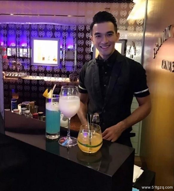 熟男酒保的正装Play，小编醉了！！ - 51虹马