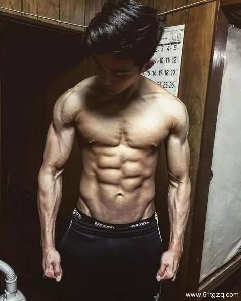 19岁拥有这样的大物...没想到… - 51虹马