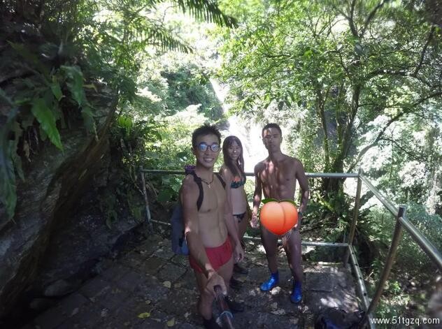 gay全裸游世界 - 51虹马