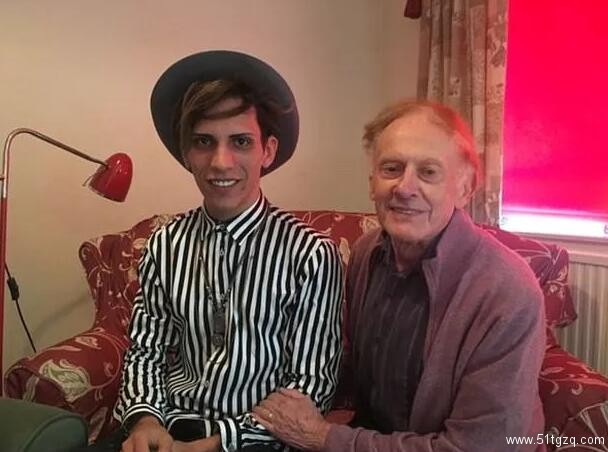 大爷爱上小鲜肉，差距60岁的爱情终归不是童话... - 51虹马