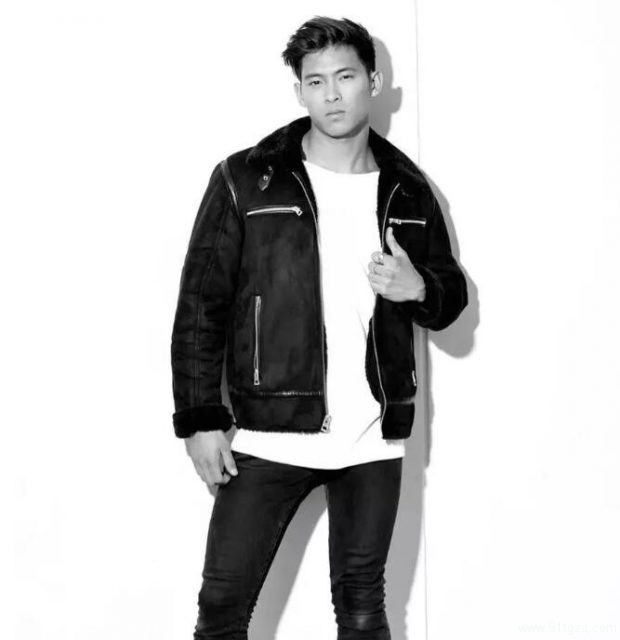 肌肉男都是作弊器，95后小鲜肉胸腹肌健壮又完美，这样的男人才是人生赢家！ - 51虹马