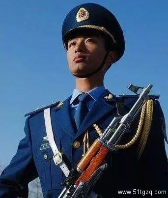 国内十大颜值大兵排行~第一名居然这么猛? - 51虹马 国内十大颜值大兵排行~第一名居然这么猛? - 51虹马