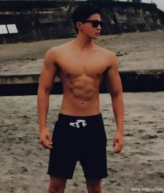 19岁拥有这样的大物...没想到… - 51虹马