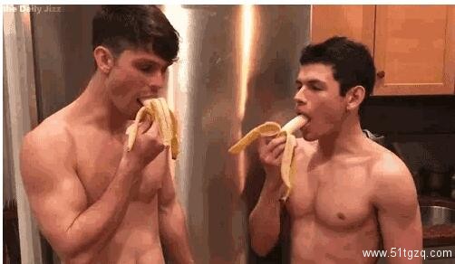 假体隆鸟术算什么？丁丁美白术已风靡泰国 - 51虹马