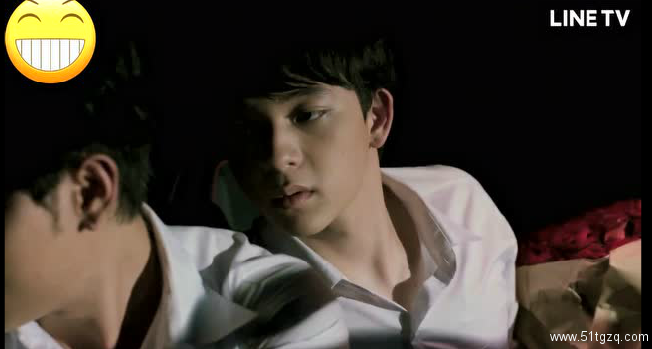 自拍不雅视频网上疯传，偶像男星到警局承认！ - 51虹马