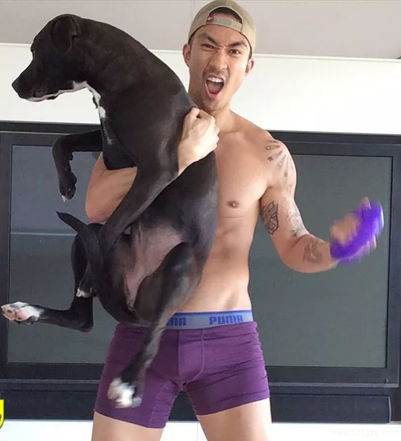 美食与好肉体可以兼得，华裔肌肉大厨你厉害了 - 51虹马