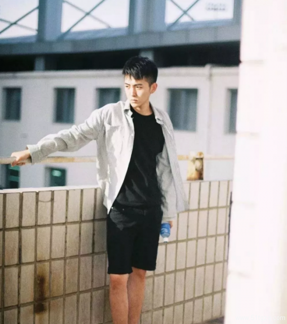 帅哥∣纯天然正宗萌帅小鲜肉，少年感爆棚的校园男神！－－郭宇鹏 - 51虹马