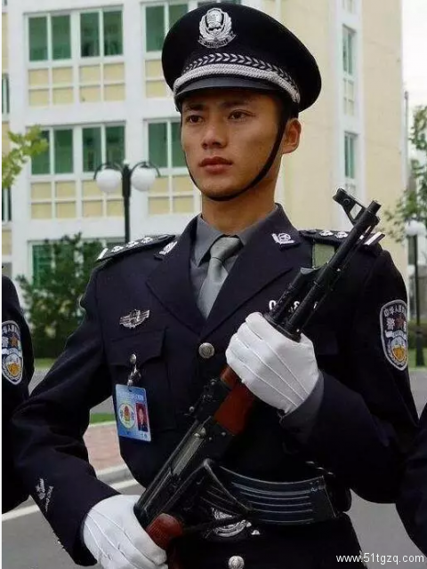 国内十大颜值大兵排行~第一名居然这么猛? - 51虹马 国内十大颜值大兵排行~第一名居然这么猛? - 51虹马