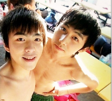 校园同志小说 我很帅，所以当0号-51虹马