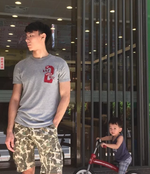 和纯攻在地铁站见面后,我怕他做傻事。-51虹马