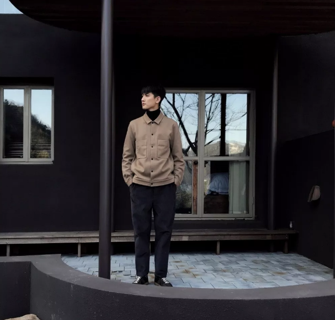 帅哥∣对这种干净简单、英俊又有少年感男生，真的好喜欢！－－张雨 - 51虹马