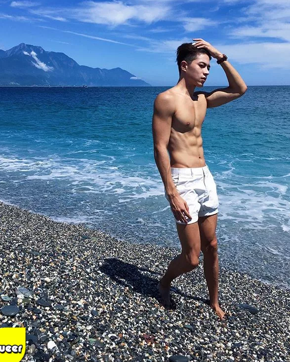 做梦都想扑倒的小鲜肉，沦为他笑容的踏脚石 - 51虹马