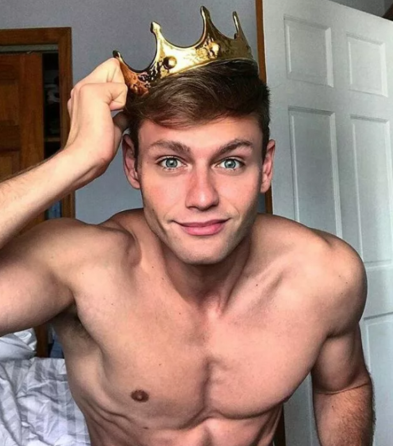 名模被爆是应召男郎，是天不恕人，还是另有隐情？ - 51虹马