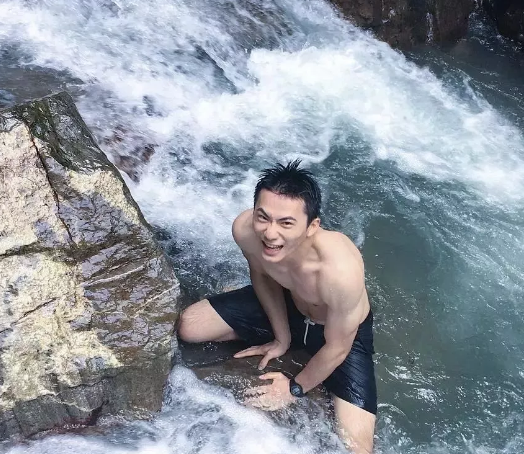 第一运动天菜拍写真!终于扒到这个天赋异禀的帅哥的INS了！ - 51虹马