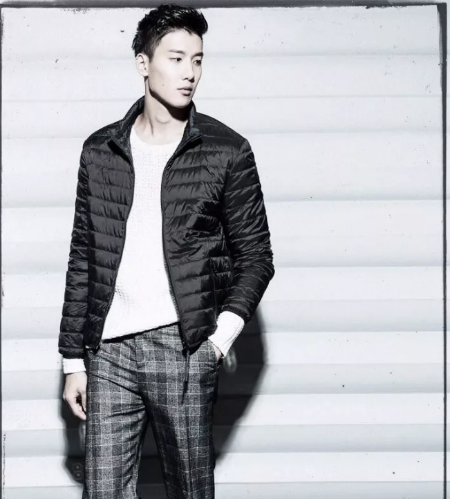 190CM大长腿篮球男孩,这个10头身的阳光小子真帅! - 51虹马 190CM大长腿篮球男孩,这个10头身的阳光小子真帅! - 51虹马