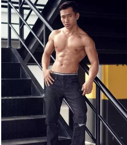 体会到兵哥带给我的滋味后,我迷茫了 - 51虹马 体会到兵哥带给我的滋味后,我迷茫了 - 51虹马