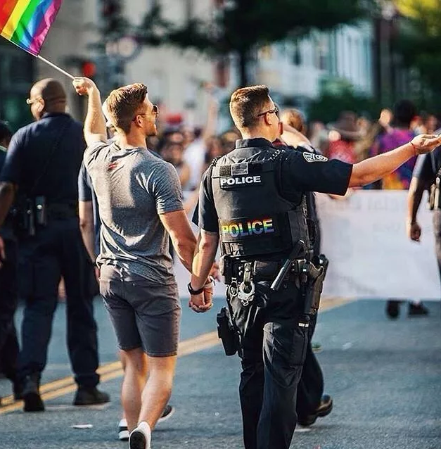 对象太抠，总是我这个攻掏钱 - 51虹马