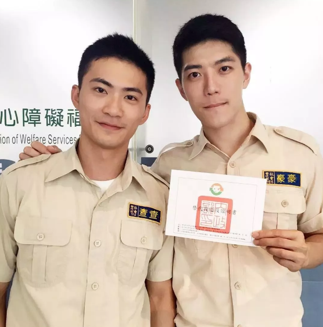 第一运动天菜拍写真!终于扒到这个天赋异禀的帅哥的INS了！ - 51虹马