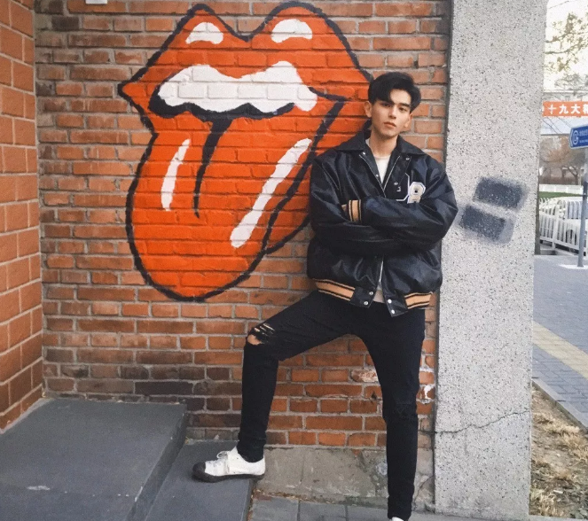 男朋友还是要找帅的,比如这个皮肤白嫩清爽帅气的小哥哥!--牛旭东 - 51虹马 男朋友还是要找帅的,比如这个皮肤白嫩清爽帅气的小哥哥!--牛旭东 - 51虹马