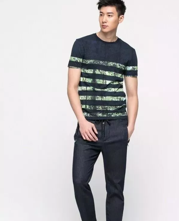 190CM大长腿篮球男孩，这个10头身的阳光小子真帅！ - 51虹马