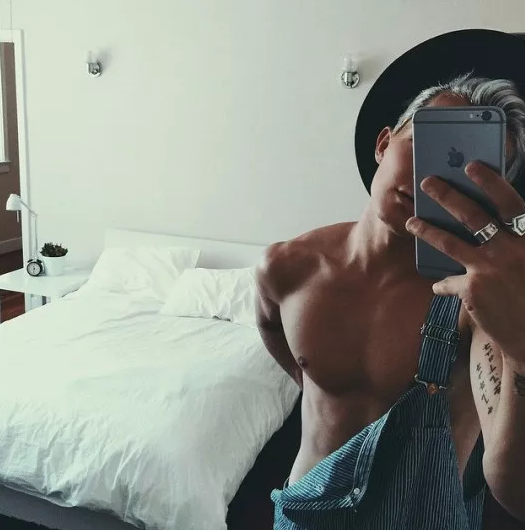 什么时候觉得老攻男友力爆表？ - 51虹马