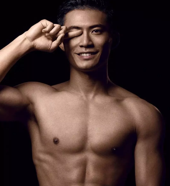 第一运动天菜拍写真!终于扒到这个天赋异禀的帅哥的INS了！ - 51虹马