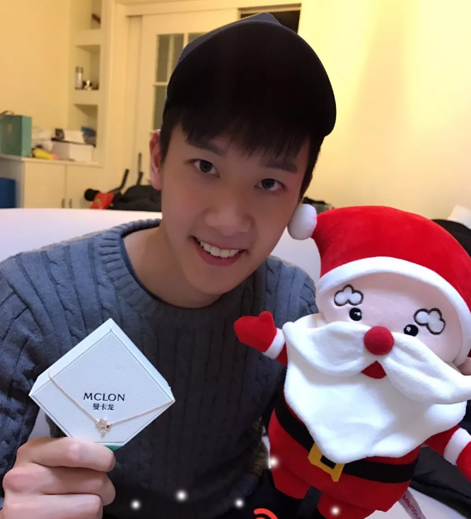 190CM大长腿篮球男孩,这个10头身的阳光小子真帅! - 51虹马 190CM大长腿篮球男孩,这个10头身的阳光小子真帅! - 51虹马