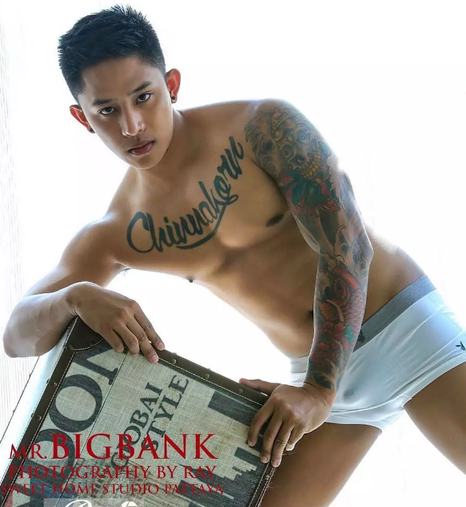 平角内裤，这样穿才性感，这样拍照才诱人 - 51虹马