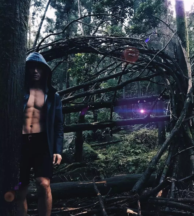 第一运动天菜拍写真!终于扒到这个天赋异禀的帅哥的INS了！ - 51虹马