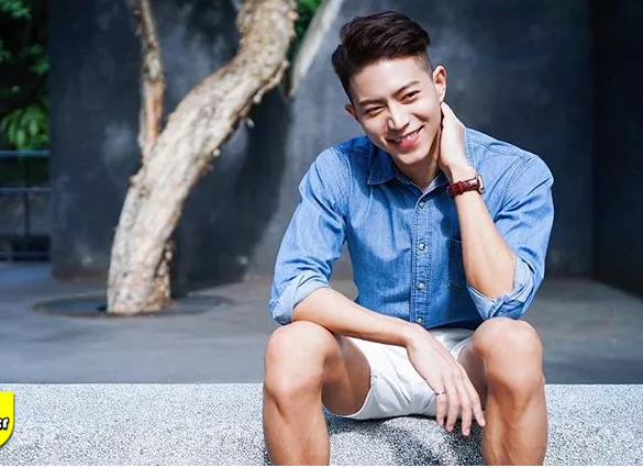 做梦都想扑倒的小鲜肉，沦为他笑容的踏脚石 - 51虹马