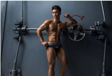 三周没见，手指很容易就进去了 - 51虹马