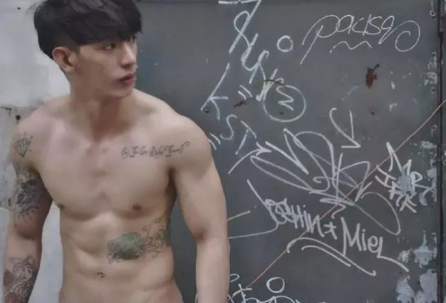 器大活好?这样的肌肉裸模放着我来! - 51虹马 器大活好?这样的肌肉裸模放着我来! - 51虹马