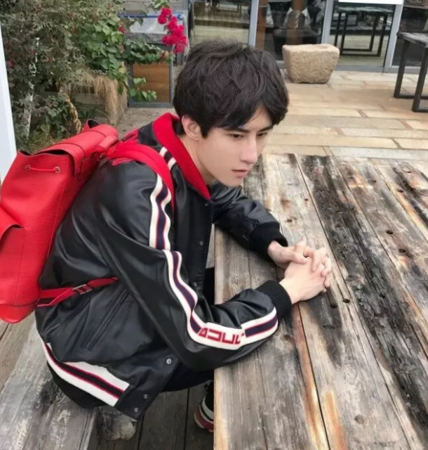 我作为网红，他却只给我1w - 51虹马