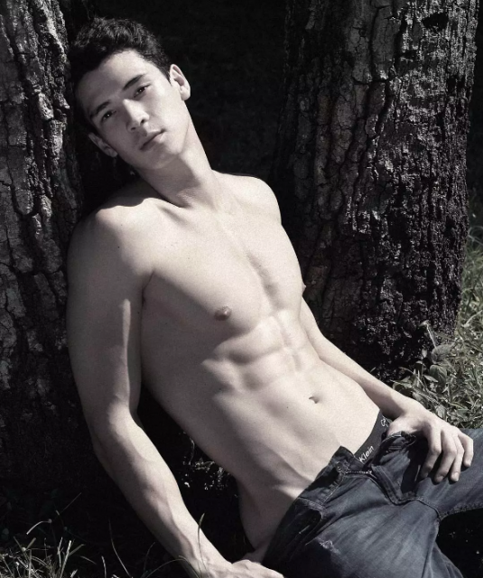 男朋友那个很大是怎样的体验？看差点哭出声！ - 51虹马