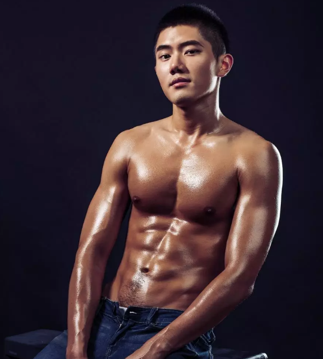 兵哥哥的白色小秘密藏不住,悄悄与你分享!-51虹马