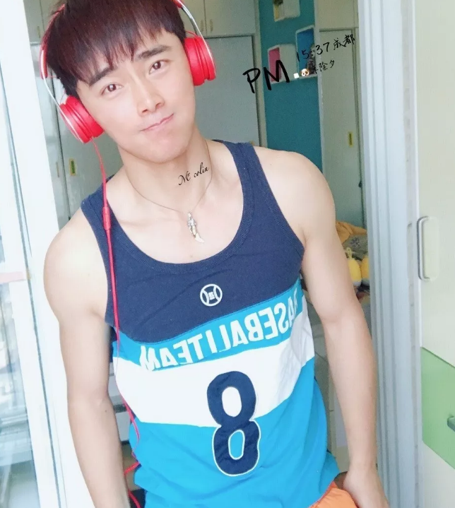 看点∣颜值小鲜肉运动型Boy,解锁你想不到的姿势! - 51虹马 看点∣颜值小鲜肉运动型Boy,解锁你想不到的姿势! - 51虹马