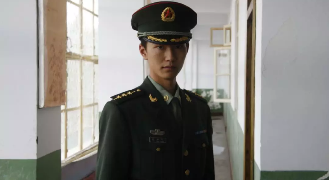 同志故事 那一夜,我被军人拥入怀中 - 51虹马 同志故事 那一夜,我被军人拥入怀中 - 51虹马