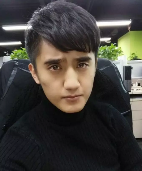 同志故事 男老板带帅同事回家-51虹马