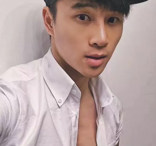 iFitStar星健身教练，小李易峰曹云航Allen两位小哥哥 - 51虹马