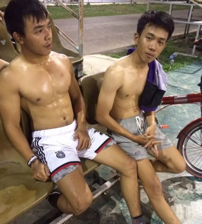 比9亿更引人注目的，是他的胸！ - 51虹马