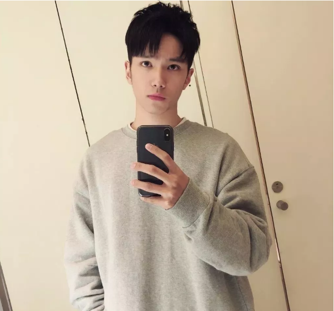 帅哥∣阳光恬静型的清新少年，你的宠物系男友已上线！－－余承恩 - 51虹马