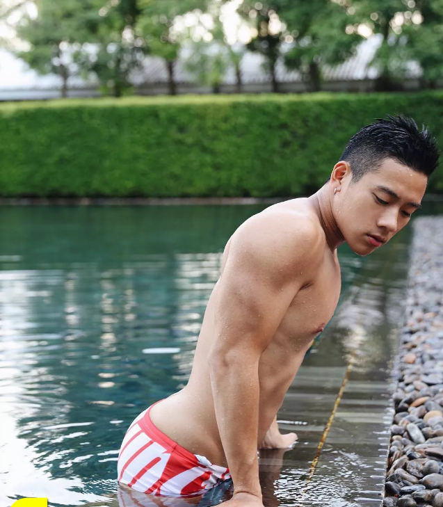 【爆肉公社】禁欲系的他大概能满足你对小攻的幻想 - 51虹马