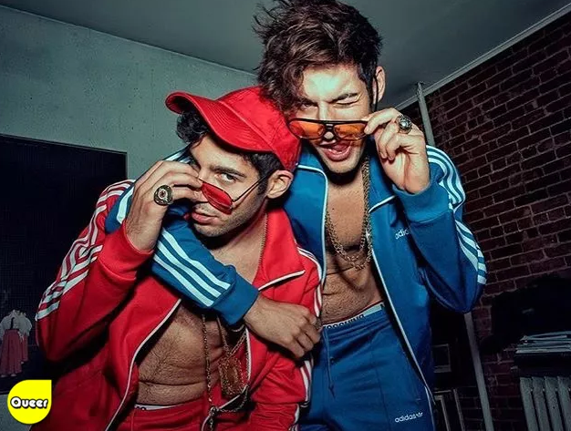 双胞胎帅哥爱上同一个直男...妈妈成神助攻...这种大反转让人激动 - 51虹马