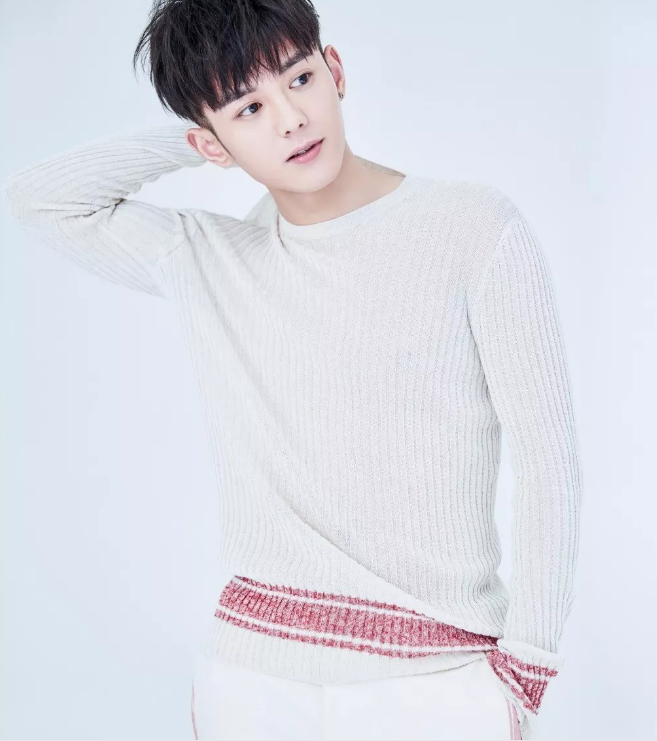 帅哥∣治愈“萌”系的视频原来是这个样子的，阳光笑颜小哥哥帅的出水！－－蓝博 - 51虹马