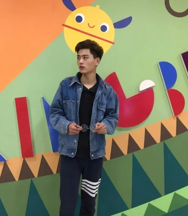 帅哥∣干净利落的小哥哥，你笑起来好像我下一任男朋友啊！－－徐广政 - 51虹马