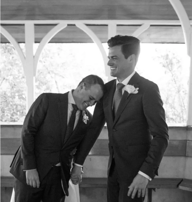 在澳洲众议院求婚的议员，终于和伴侣完婚了 - 51虹马