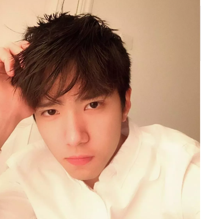 帅哥∣阳光恬静型的清新少年，你的宠物系男友已上线！－－余承恩 - 51虹马