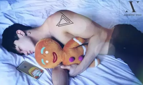 INS上的极品鲜肉，童颜胸器公狗腰想体验脸埋胸的快感！ - 51虹马