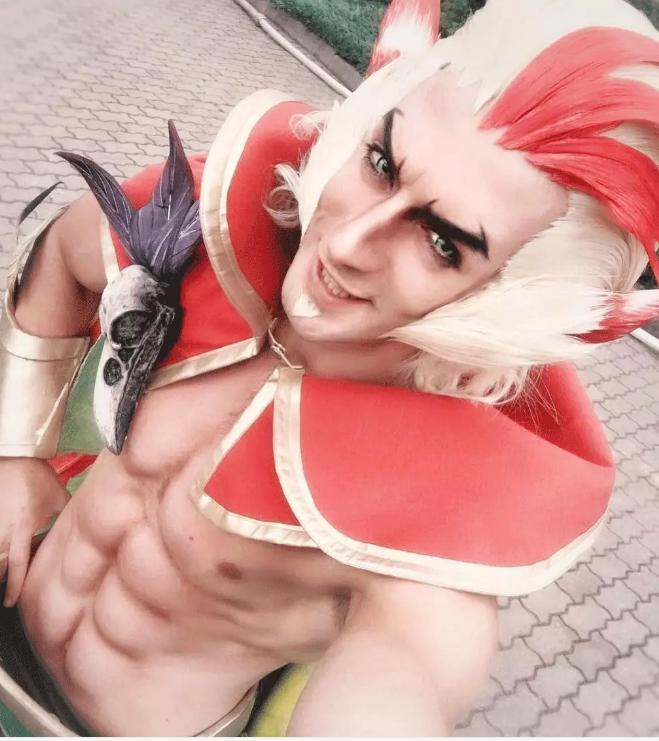 这位男模coser不得了，帅炸天说的就是他 - 51虹马