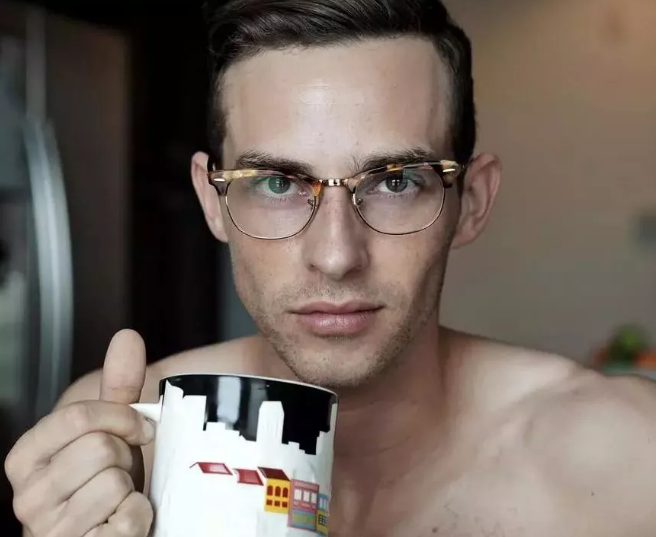 冬奥出柜小鲜肉教你如何辨别gay 真的是骚气外露！ - 51虹马